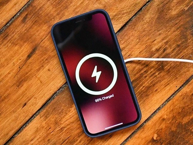 越秀苹果手机维修分享iPhone 12可以随便充电吗 
